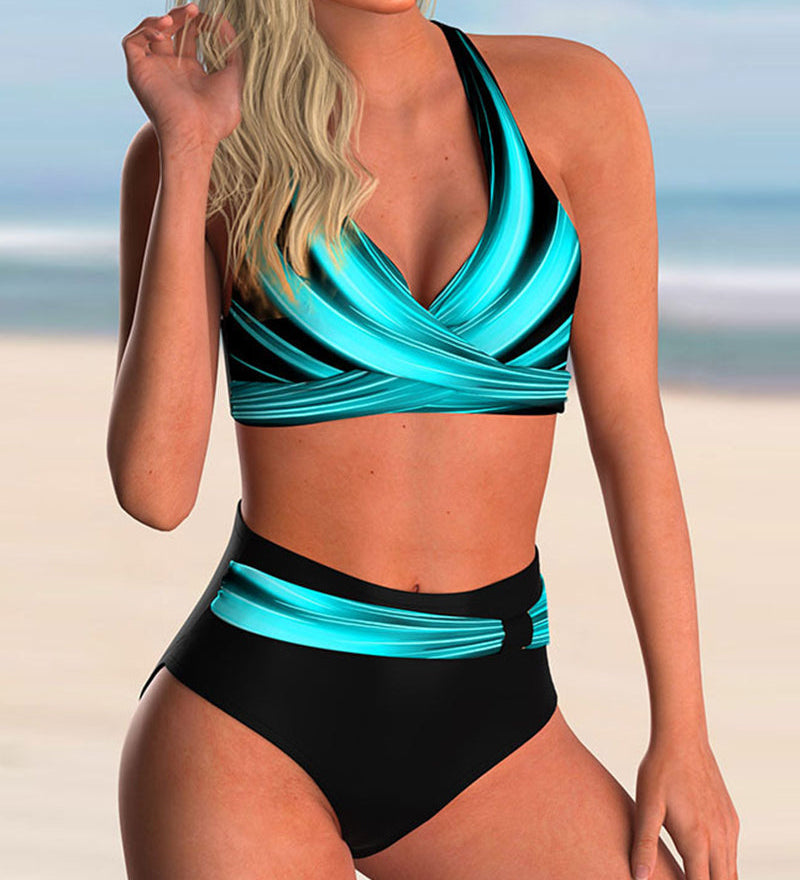 Liliana - Bikini komplekts ar krustu izgriezumu un rakstu dizainu