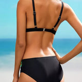 Pievilcīgi bikini ar krāsu bloku dizainu
