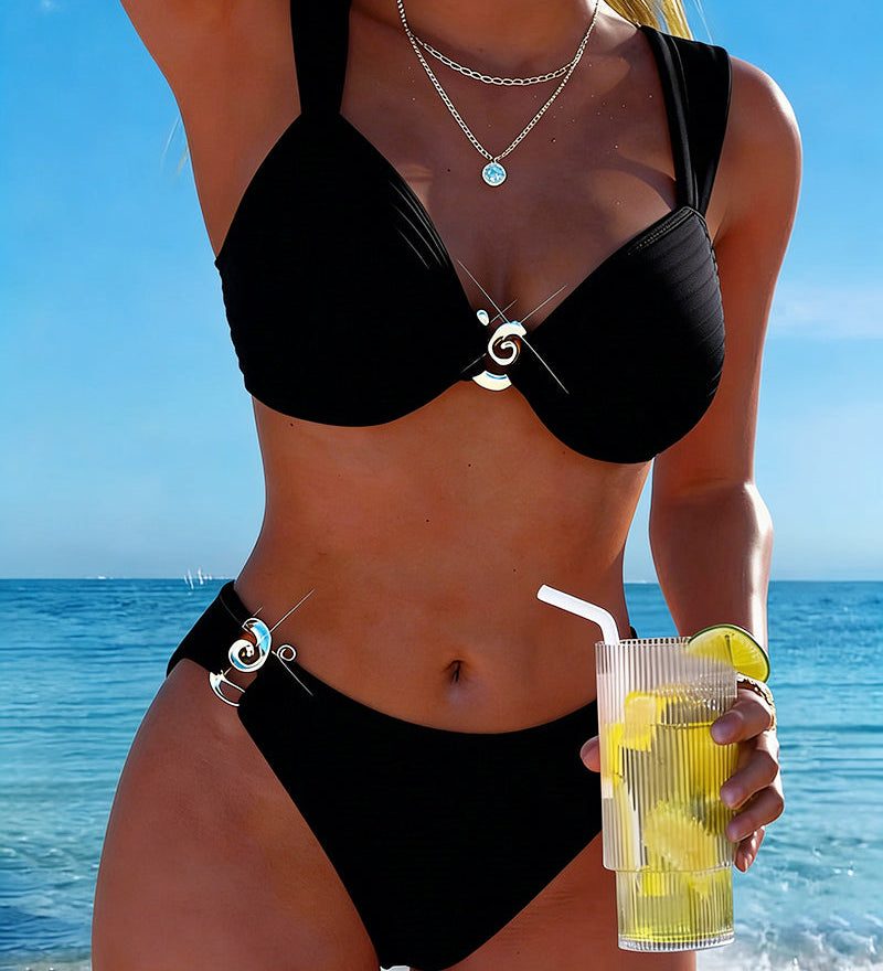 Vertikāls Metāla Boucle Bikini Motīvs ar Spraugu